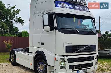 Тягач Volvo FH 13 2008 в Млинове