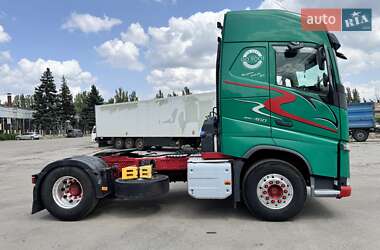 Тягач Volvo FH 13 2014 в 