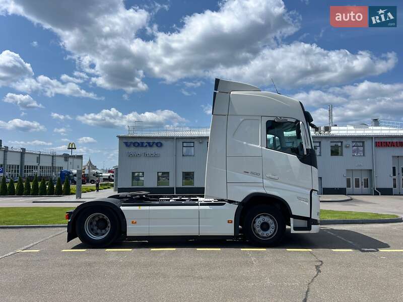 Тягач Volvo FH 13 2021 в Киеве