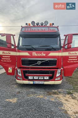 Тягач Volvo FH 13 2009 в 