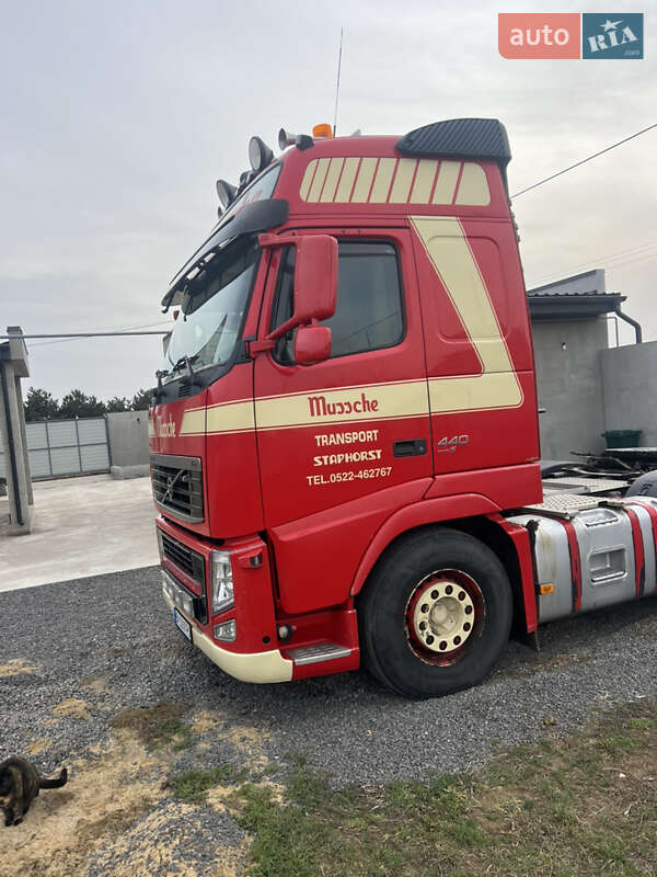 Тягач Volvo FH 13 2009 в Черноморске