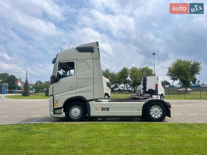 Тягач Volvo FH 13 2021 в Киеве