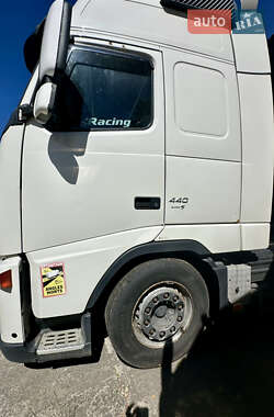 Другие грузовики Volvo FH 13 2007 в 