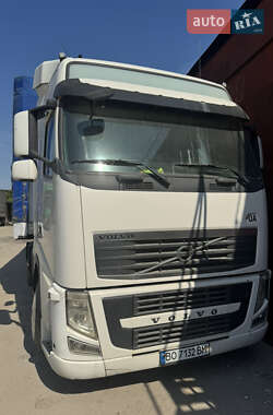 Тягач Volvo FH 13 2010 в 