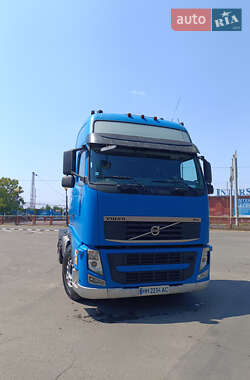 Тягач Volvo FH 13 2009 в 