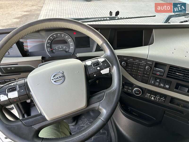 Тягач Volvo FH 13 2015 в Луцке