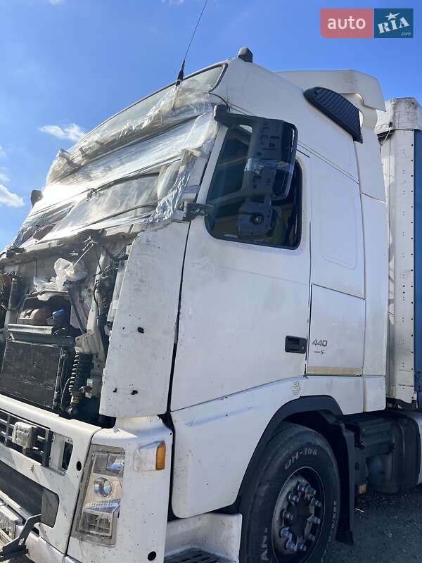 Тягач Volvo FH 13 2007 в Днепре