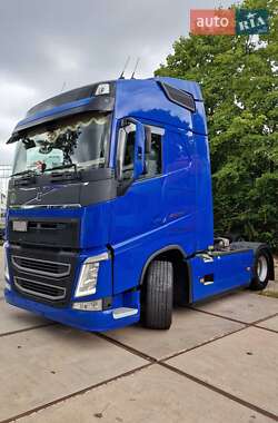 Тягач Volvo FH 13 2014 в  фото 2 Тягач Volvo FH 13 2014 в
