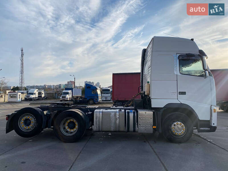 Бензовоз Volvo FH 13 2008 в Черноморске