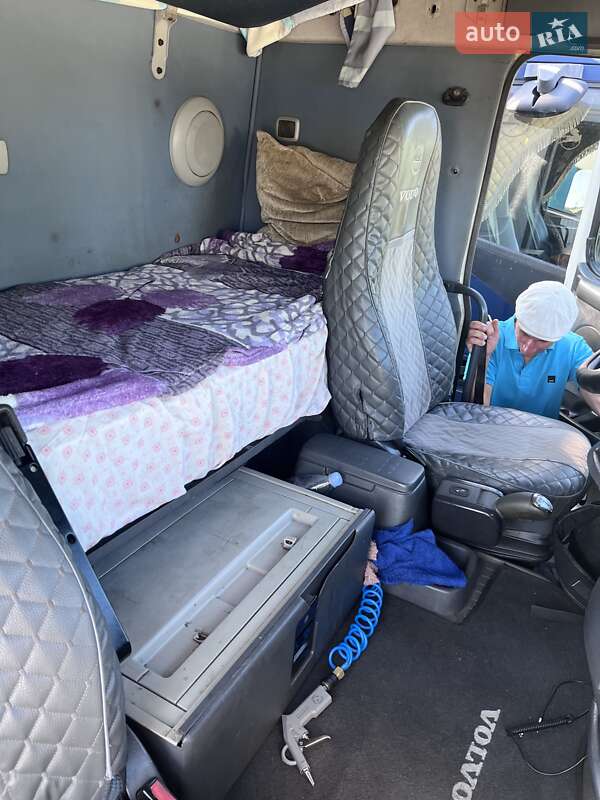 Тентований Volvo FH 13 2006 в Черкасах фото 7 Тентований Volvo FH 13 2006 в Черкасах