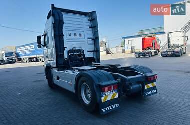 Тягач Volvo FH 13 2010 в 