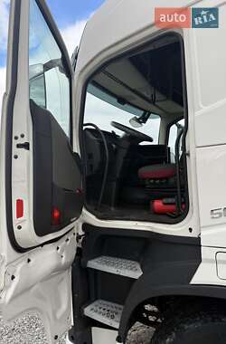 Тягач Volvo FH 13 2015 в  фото 14 Тягач Volvo FH 13 2015 в