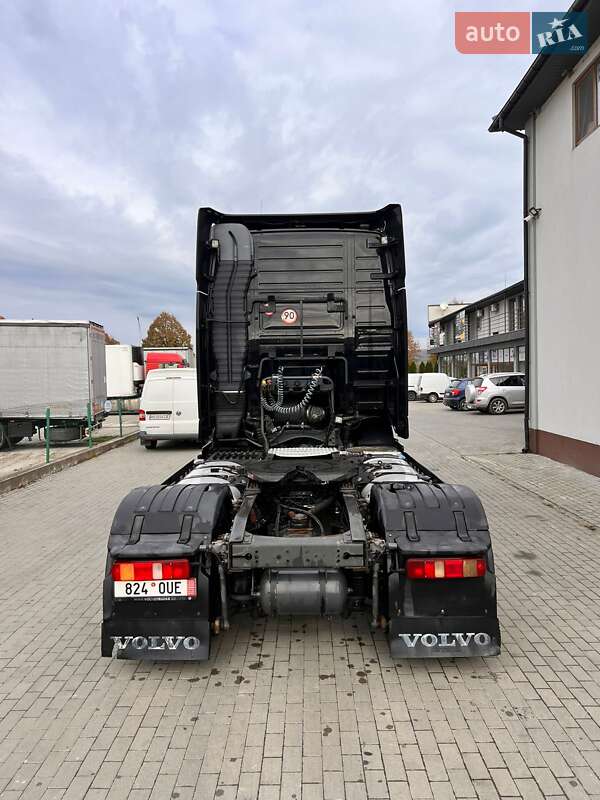 Тягач Volvo FH 13 2012 в Тячеві