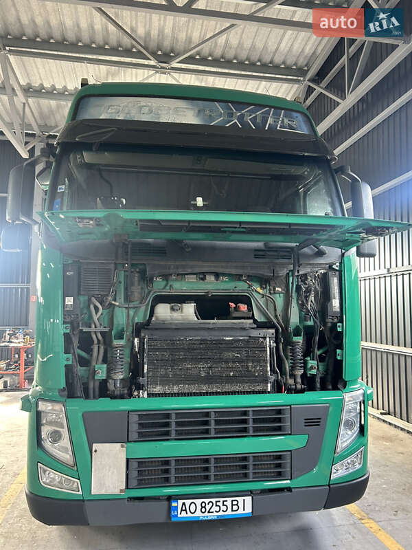 Тягач Volvo FH 13 2012 в Мукачевому