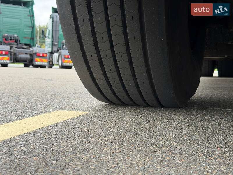 Тягач Volvo FH 13 2015 в Киеве фото 16 Тягач Volvo FH 13 2015 в Киеве