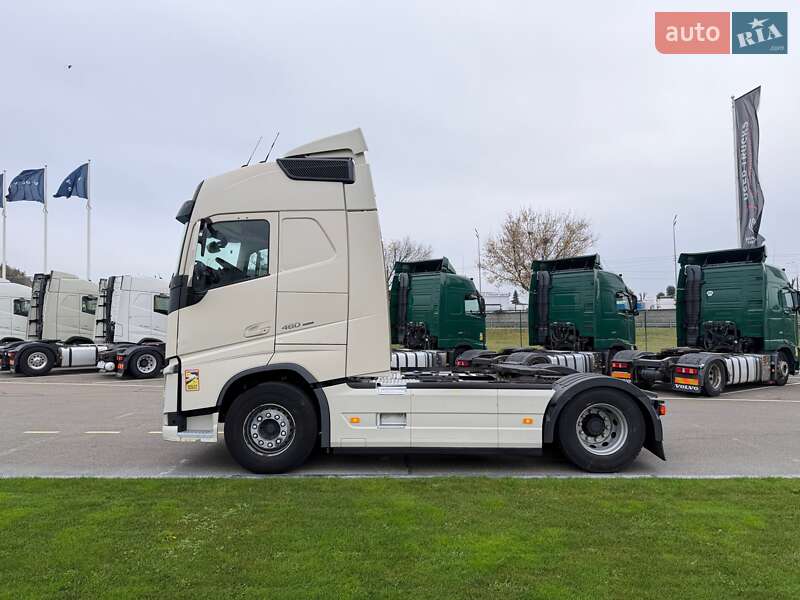 Тягач Volvo FH 13 2016 в Киеве фото 9 Тягач Volvo FH 13 2016 в Киеве