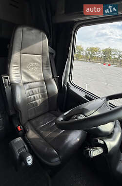 Для перевозки животных Volvo FH 13 2012 в Днепре