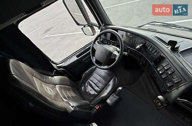 Для перевозки животных Volvo FH 13 2012 в Днепре