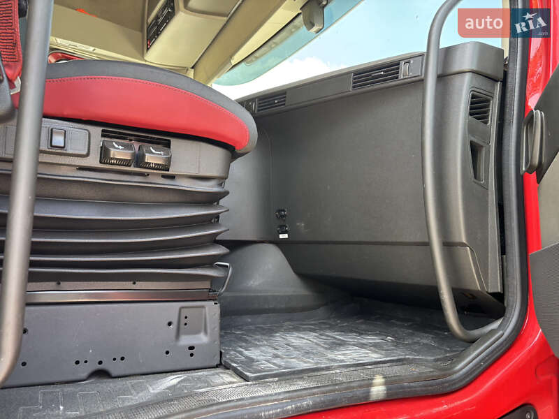 Тягач Volvo FH 13 2015 в Тернополі фото 33 Тягач Volvo FH 13 2015 в Тернополі