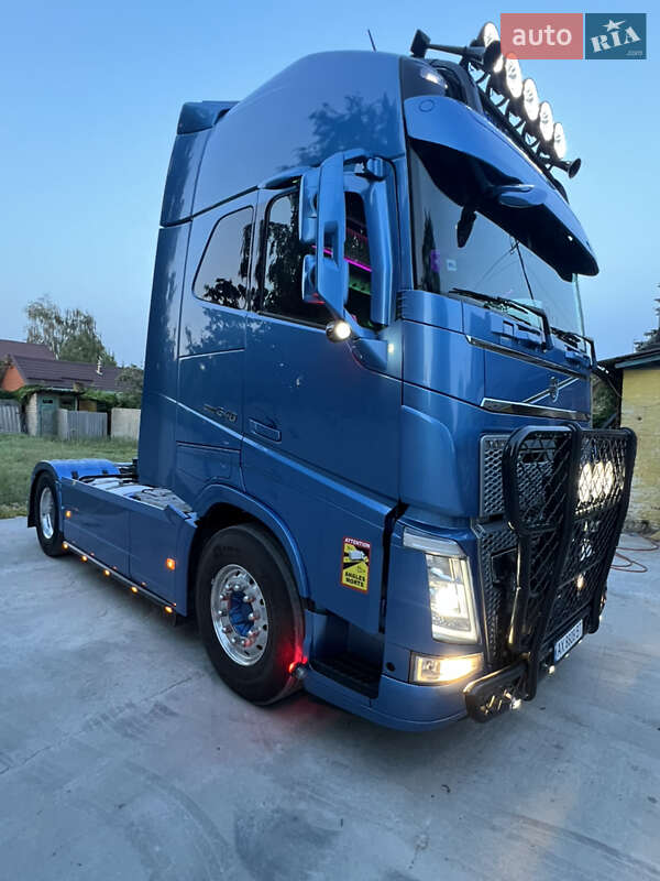 Тягач Volvo FH 13 2018 в Дніпрі фото 13 Тягач Volvo FH 13 2018 в Дніпрі