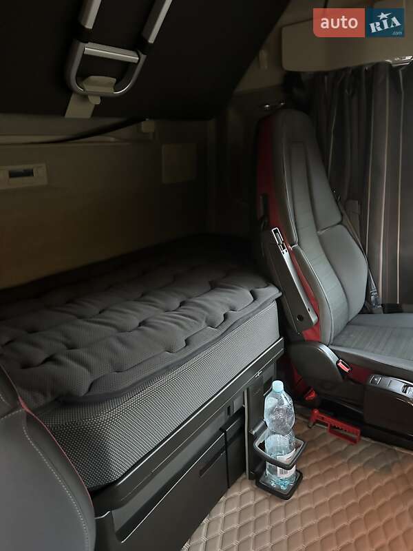 Тягач Volvo FH 13 2015 в Бродах фото 118 Тягач Volvo FH 13 2015 в Бродах