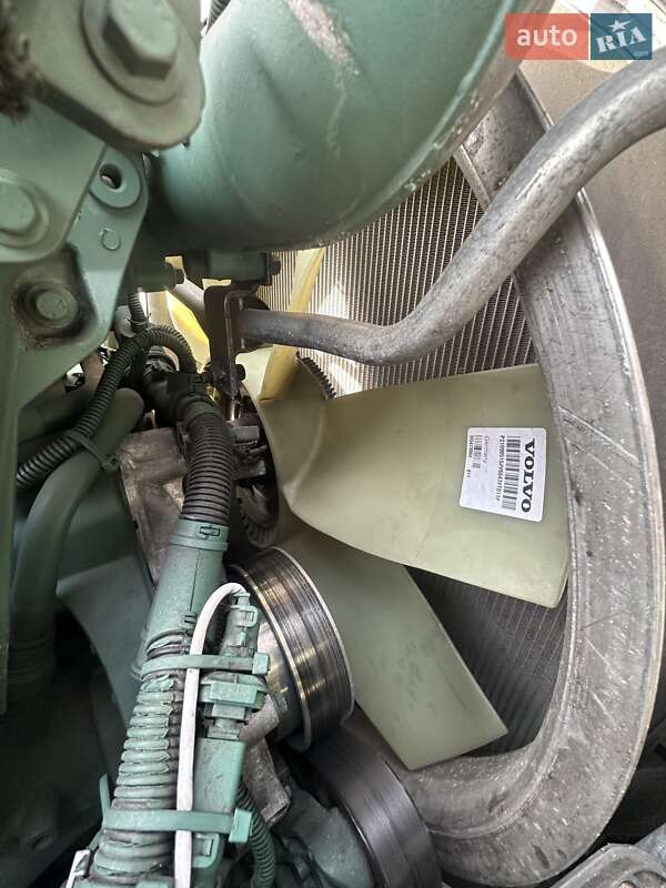 Тягач Volvo FH 13 2015 в Бродах фото 145 Тягач Volvo FH 13 2015 в Бродах