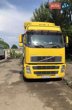 Тягач Volvo FH 13 2006 в Києві
