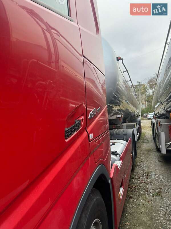Тягач Volvo FH 13 2014 в Киеве фото 6 Тягач Volvo FH 13 2014 в Киеве