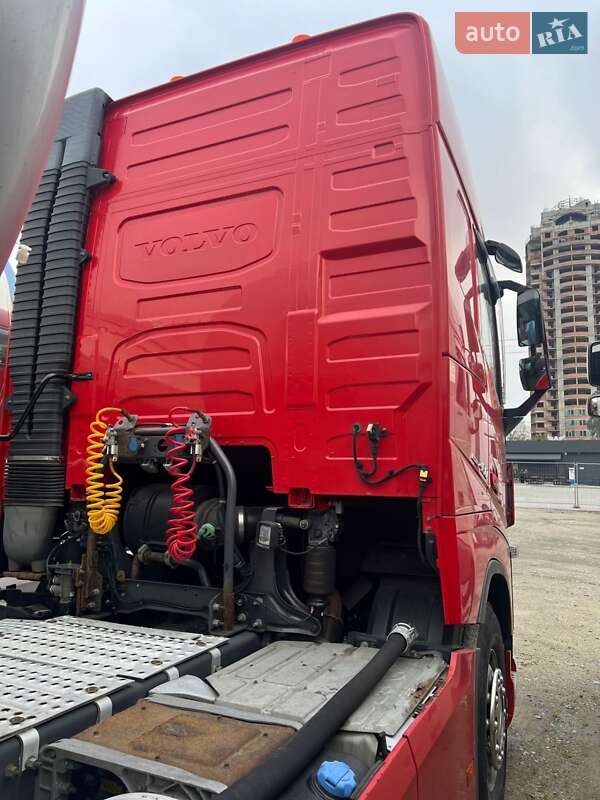 Тягач Volvo FH 13 2014 в Киеве фото 16 Тягач Volvo FH 13 2014 в Киеве