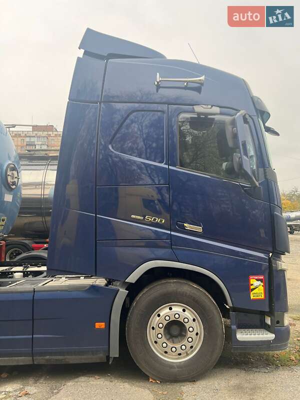 Тягач Volvo FH 13 2016 в Києві фото 5 Тягач Volvo FH 13 2016 в Києві