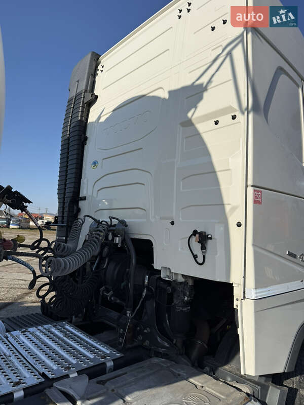 Тягач Volvo FH 13 2016 в Жовкві фото 11 Тягач Volvo FH 13 2016 в Жовкві