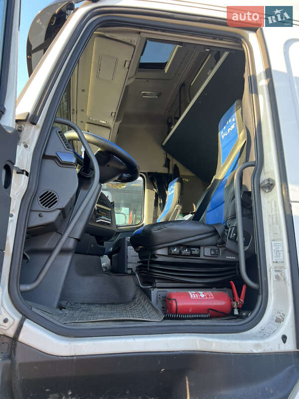 Тентованый Volvo FH 13 2012 в Хусте