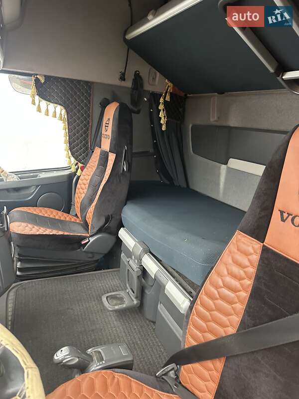 Тягач Volvo FH 13 2012 в Ровно фото 27 Тягач Volvo FH 13 2012 в Ровно