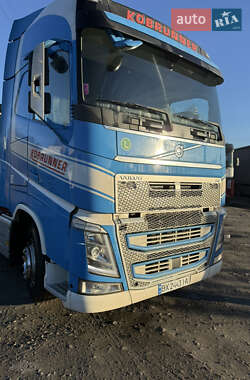Тягач Volvo FH 13 2015 в Полонному