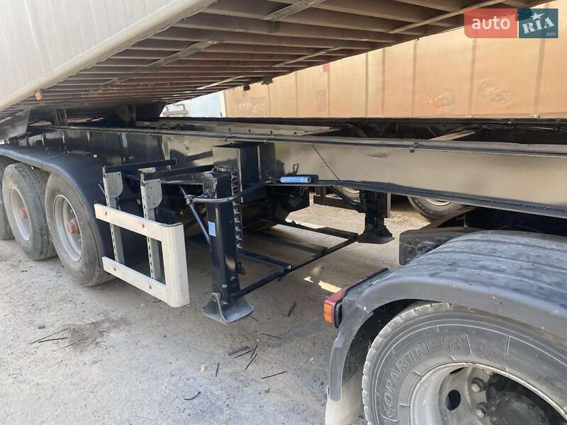 Зерновоз Volvo FH 13 2007 в Николаеве