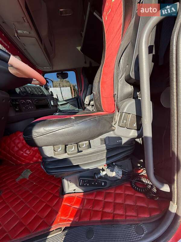 Тягач Volvo FH 13 2012 в Киеве фото 47 Тягач Volvo FH 13 2012 в Киеве