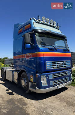 Тягач Volvo FH 13 2008 в Золочеві