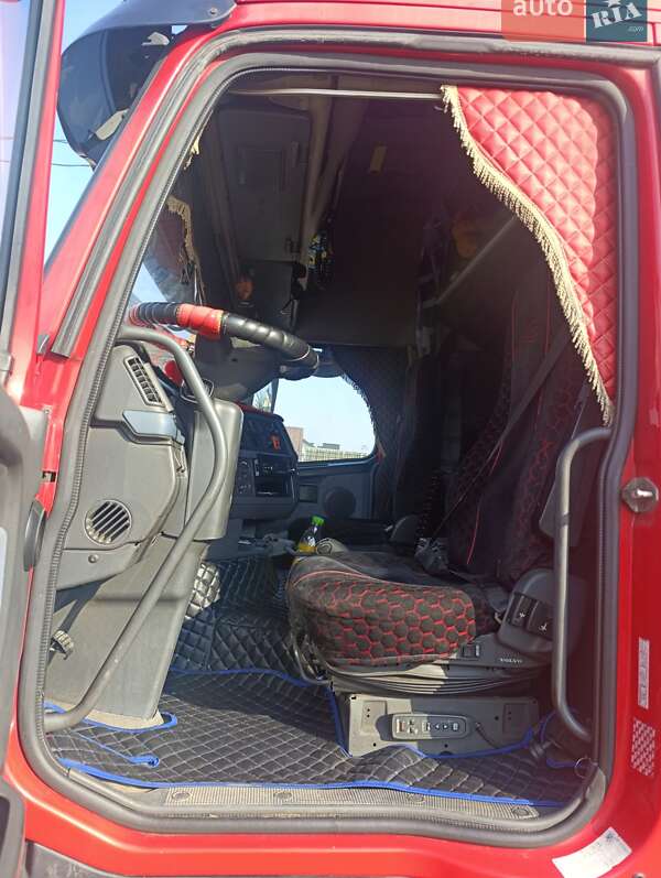 Тягач Volvo FH 13 2008 в Луцке