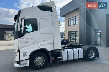 Тягач Volvo FH 13 2015 в Сарнах