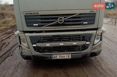 Зерновоз Volvo FH 13 2012 в Дніпрі