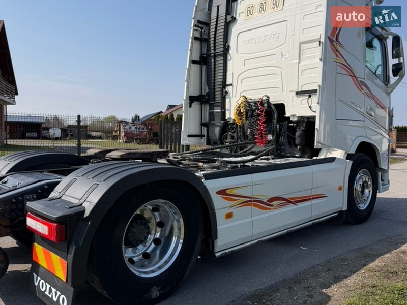 Тягач Volvo FH 13 2015 в Луцке фото 12 Тягач Volvo FH 13 2015 в Луцке