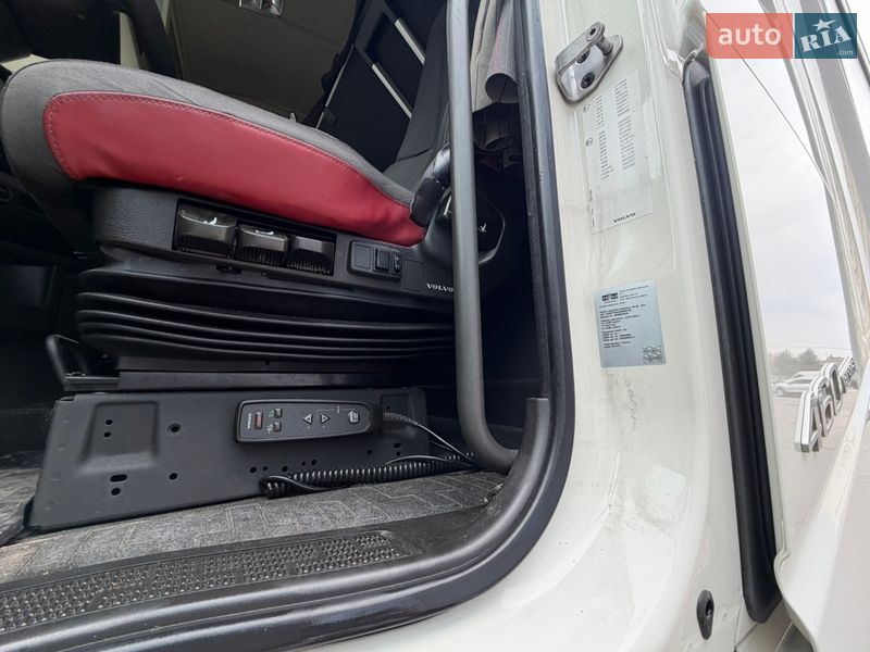 Тягач Volvo FH 13 2017 в Львове фото 17 Тягач Volvo FH 13 2017 в Львове