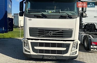 Тягач Volvo FH 13 2011 в Черновцах