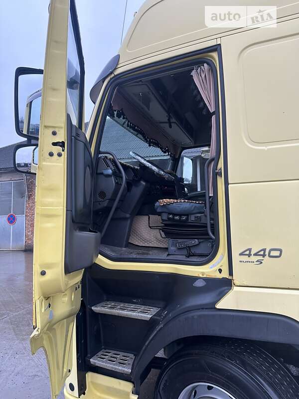 Тягач Volvo FH 16 2009 в Іршаві