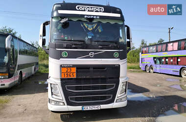 Бензовоз Volvo FH 16 2014 в 