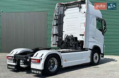 Тентованый Volvo FH 16 2015 в 