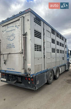 Для перевозки животных Volvo FH 16 2012 в Первомайске