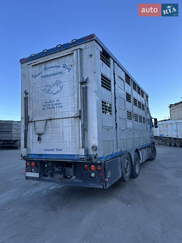 Для перевезення тварин Volvo FH 16 2011 в Первомайську