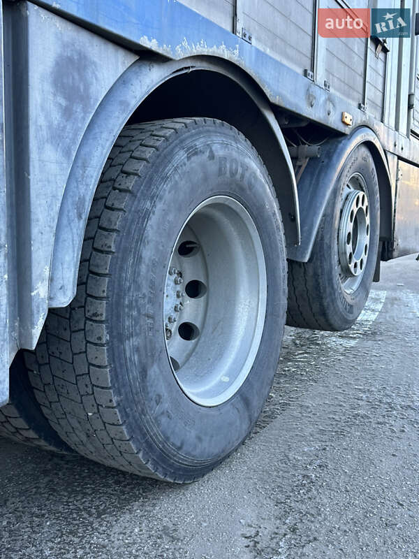 Для перевезення тварин Volvo FH 16 2011 в Первомайську