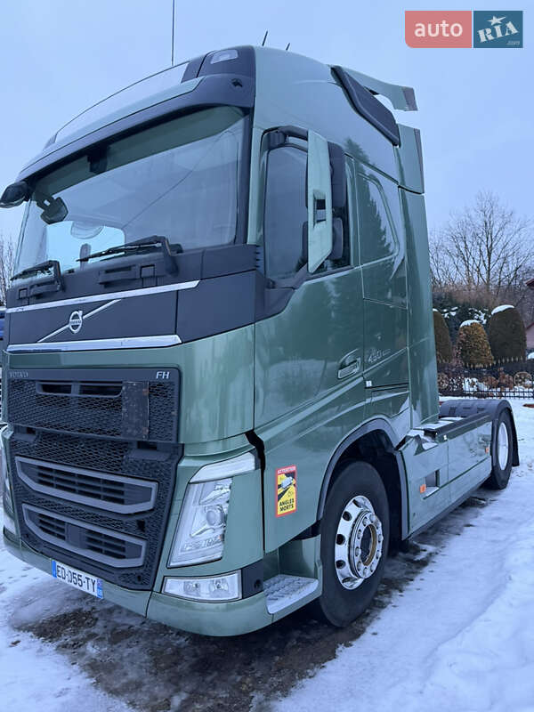 Тягач Volvo FH 16 2016 в Луцке фото Тягач Volvo FH 16 2016 в Луцке